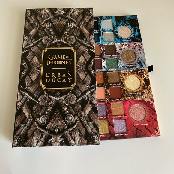 Urban Decay GOT Eyeshadow Palette